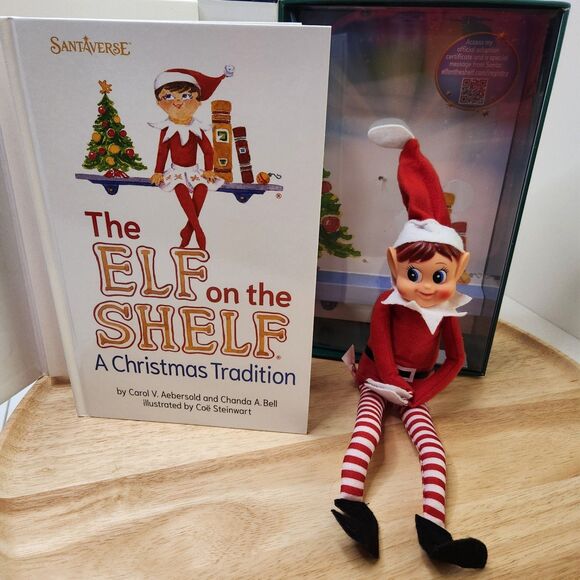 The Elf on the Shelf storybook and girl elf - Picture 1 of 7